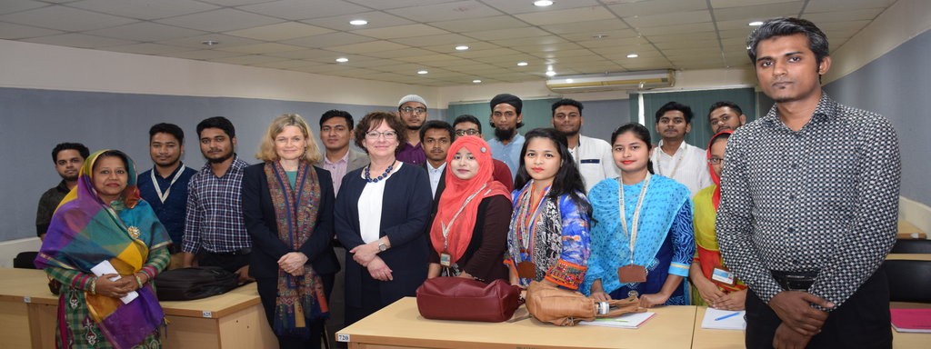 Foreign delegates visit DBI College